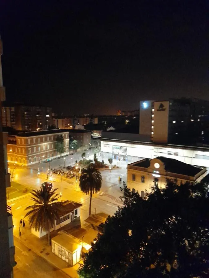 Estudio Frente A Estacion Maria Zambrano Malaga